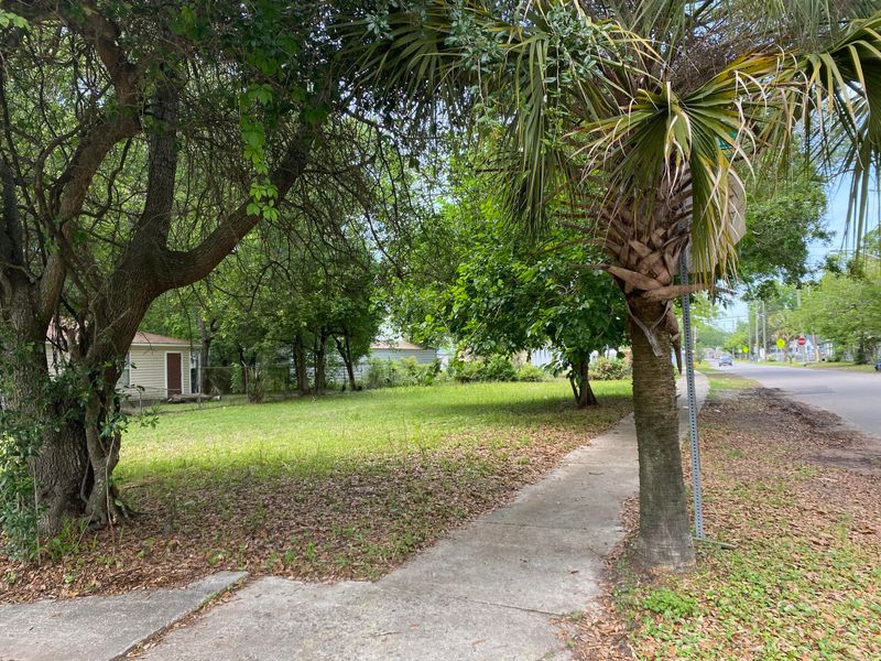 1743 Broadway Ave, Jacksonville, FL 32209
