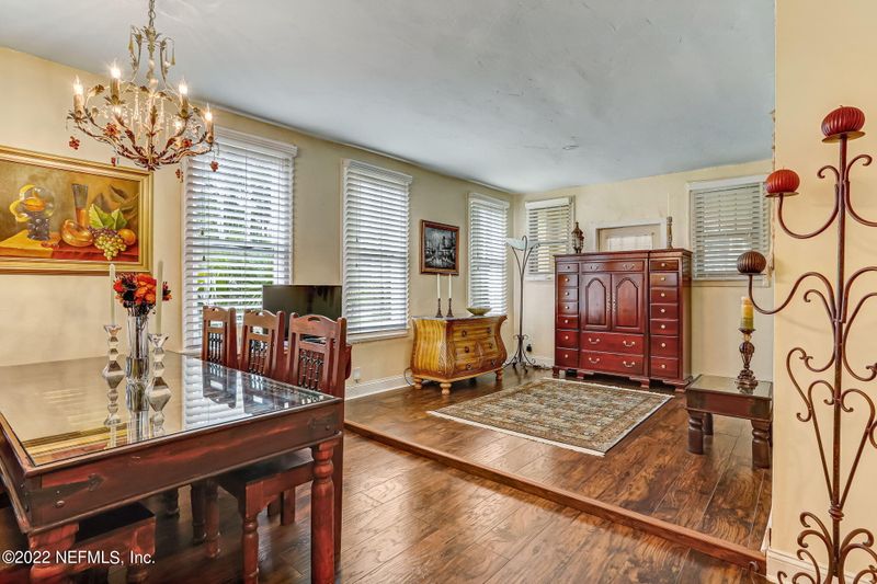 1745 Pinegrove Ave, Jacksonville, FL 32205