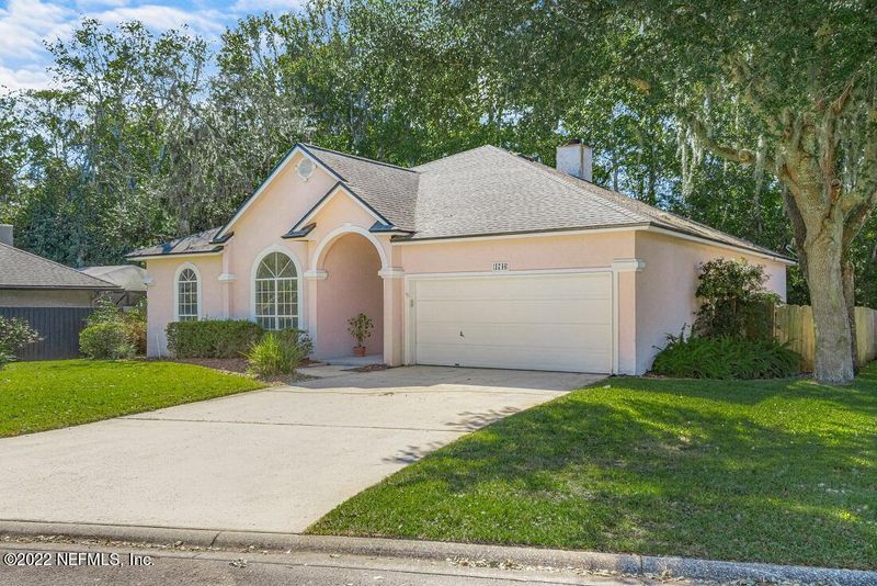 1746 Branch Vine Dr W, Jacksonville, FL 32246