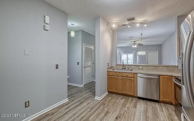 175 Southern Bay Dr, St Johns, FL 32259
