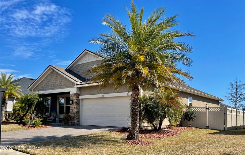 175 Vivian James Dr, St Augustine, FL 32092