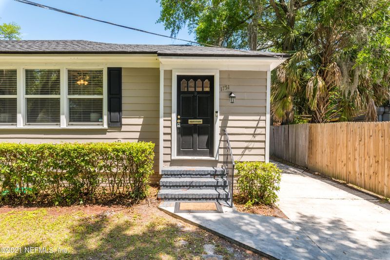 1751 Geraldine Dr, Jacksonville, FL 32205