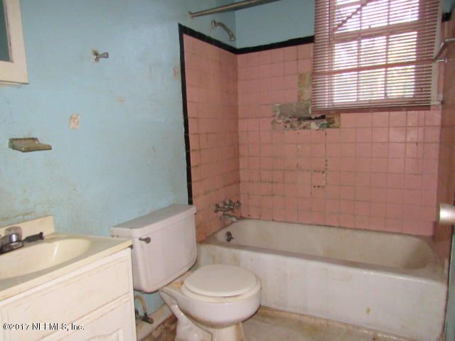 1754 E 24th St, Jacksonville, FL 32206