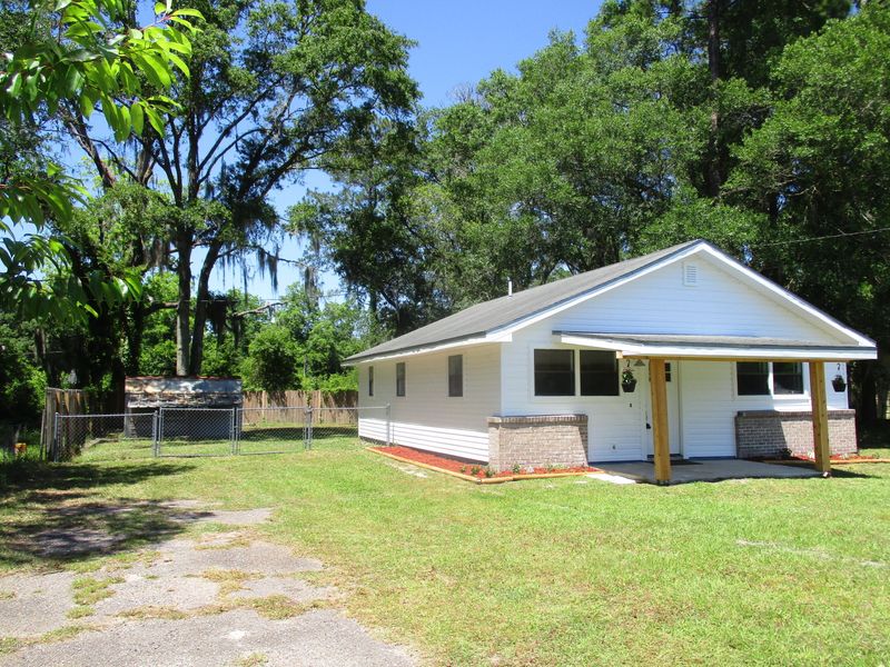 175632 Bay Rd, Hilliard, FL 32046