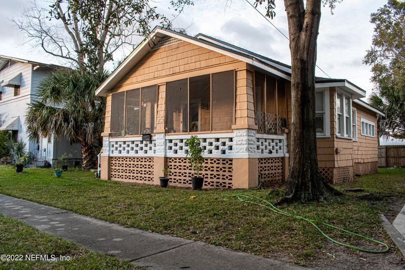 1763 Landon Ave, Jacksonville, FL 32207