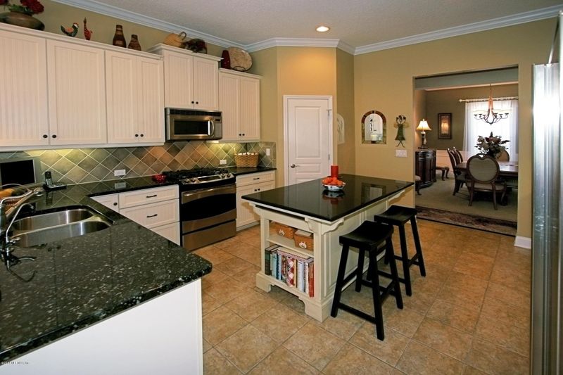 1765 Highland View Dr, St Augustine, FL 32092