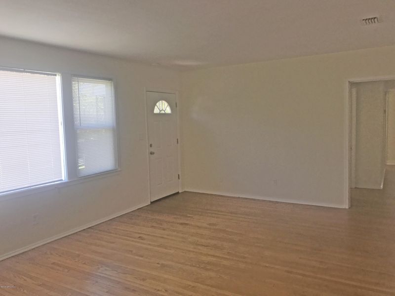 1766 Mayfair Rd, Jacksonville, FL 32207