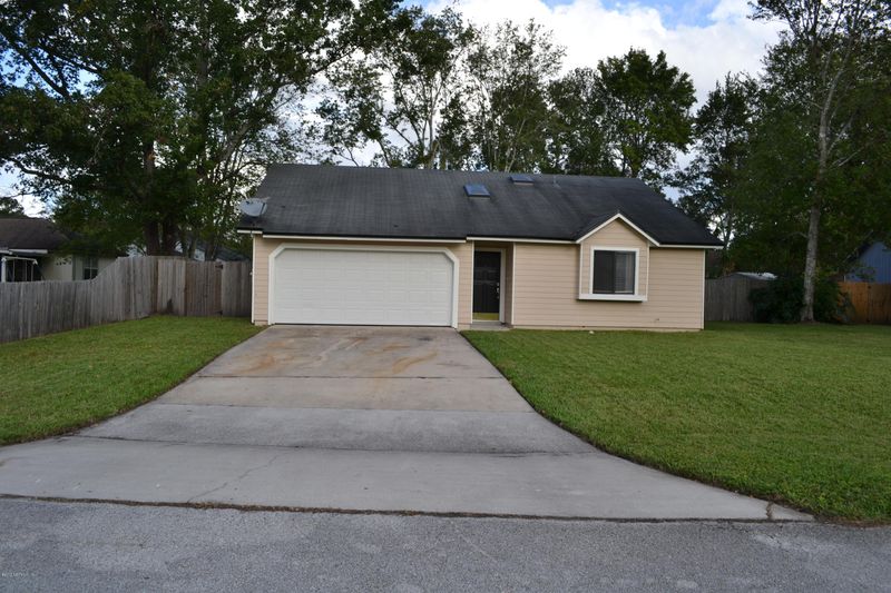 1782 Piquet Ct, Middleburg, FL 32068