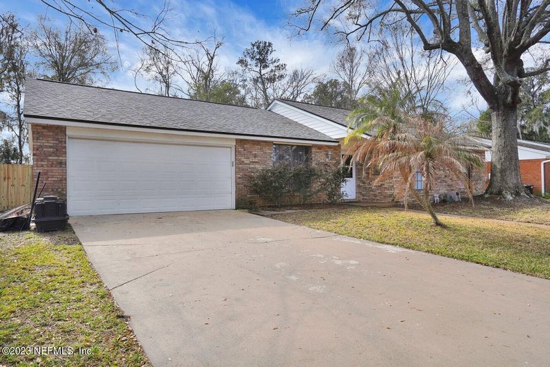 1801 Alder Dr, Orange Park, FL 32073
