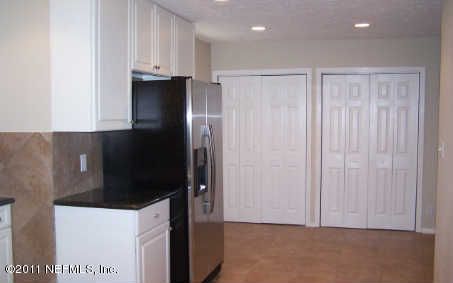 1803 Cedar River Dr, Jacksonville, FL 32210