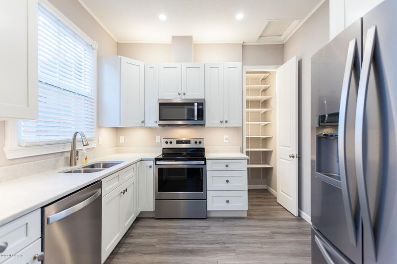 1803 Landon Ave, Jacksonville, FL 32207