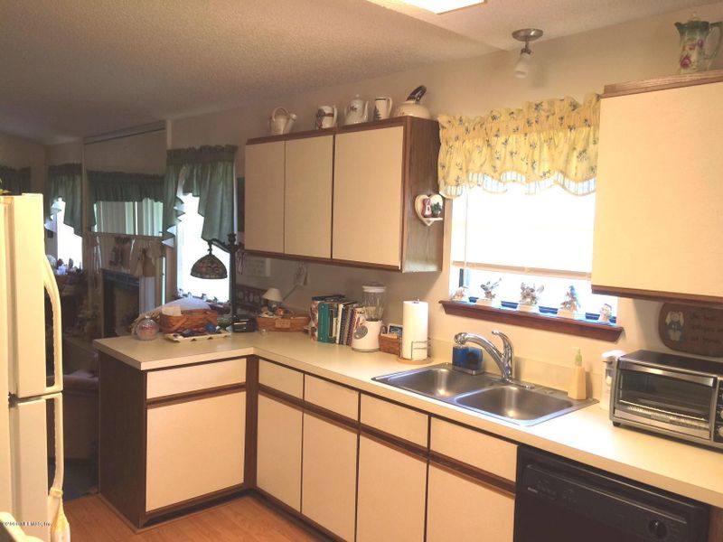 1808 Sherwood Dr, Middleburg, FL 32068