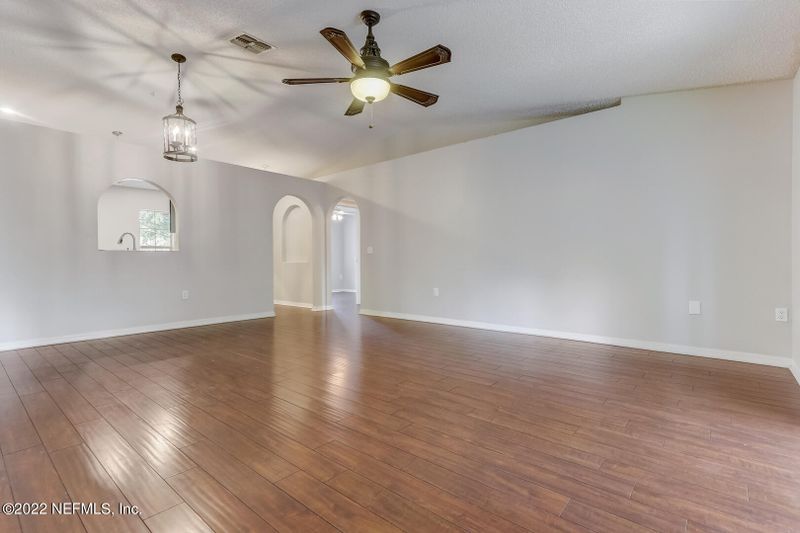 181 King Arthur Ct, St Augustine, FL 32086