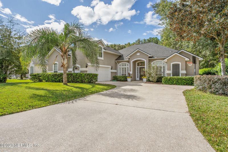 181 Strawberry Ln, St Johns, FL 32259