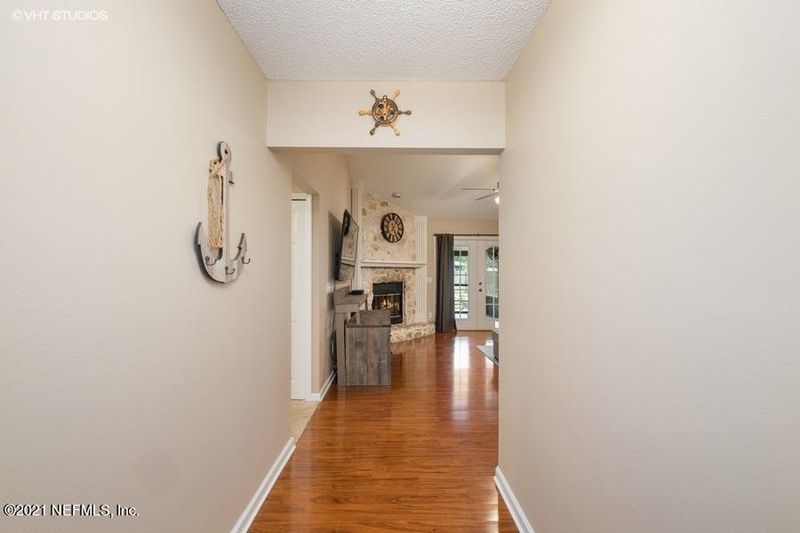 1810 Killarn Cir, Middleburg, FL 32068