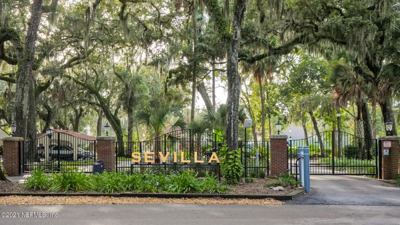 1810 Sevilla Blvd #106, Atlantic Beach, FL 32233