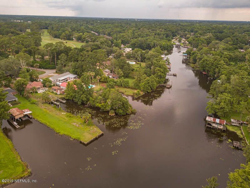 1815 Cedar River Dr, Jacksonville, FL 32210