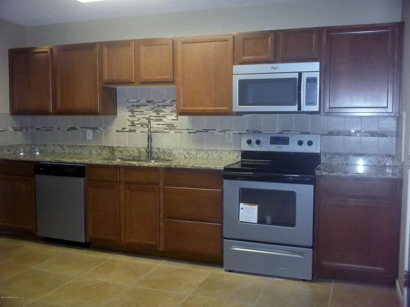 1816 Gabin Rd, Jacksonville, FL 32221