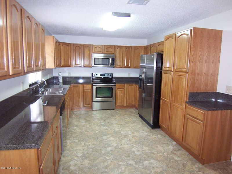 1818 Sable Palm Ln, Jacksonville Beach, FL 32250