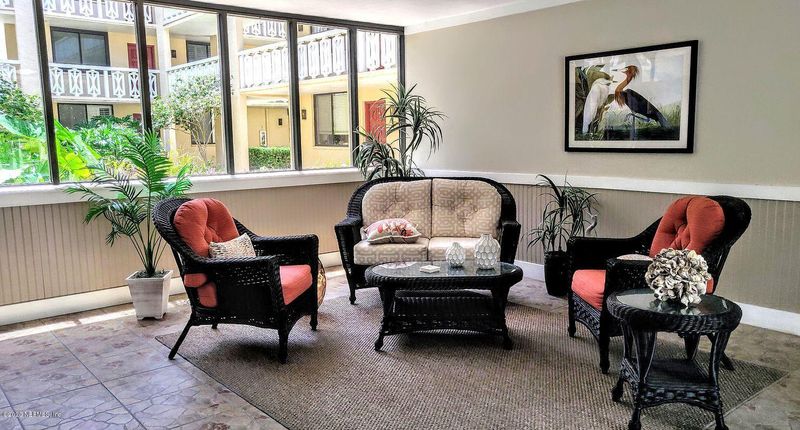 1820 Sevilla Blvd #206, Atlantic Beach, FL 32233