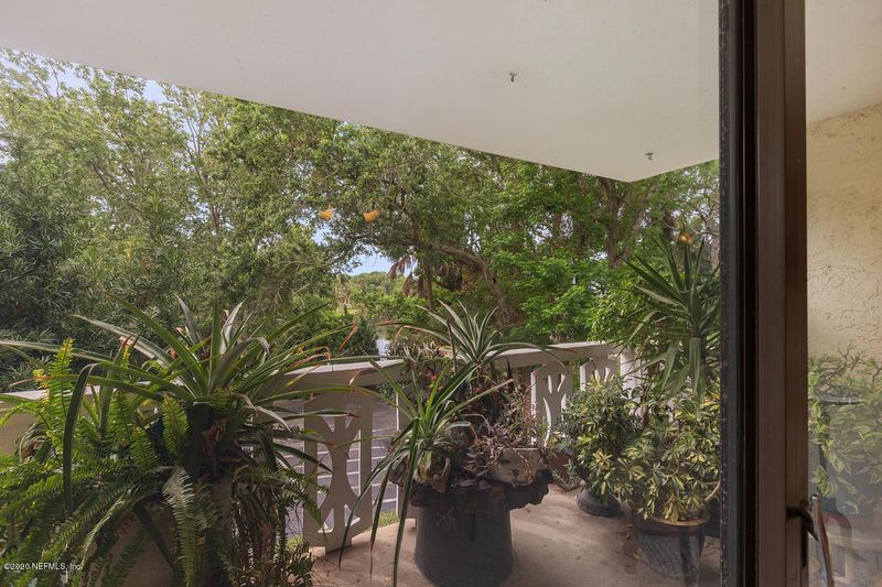 1820 Sevilla Blvd #206, Atlantic Beach, FL 32233