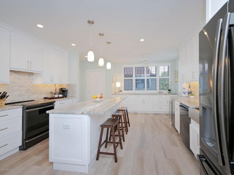1820 Sevilla Blvd #311, Atlantic Beach, FL 32233
