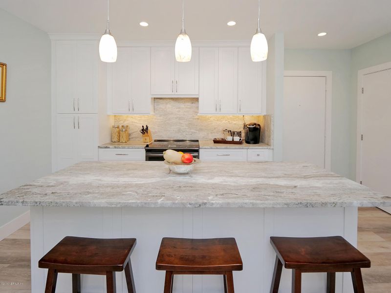 1820 Sevilla Blvd #311, Atlantic Beach, FL 32233