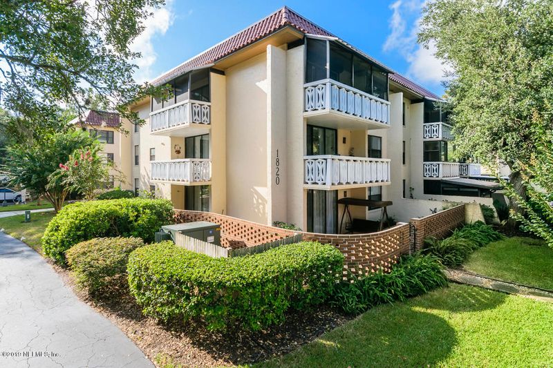 1820 Sevilla Blvd W #103, Atlantic Beach, FL 32233