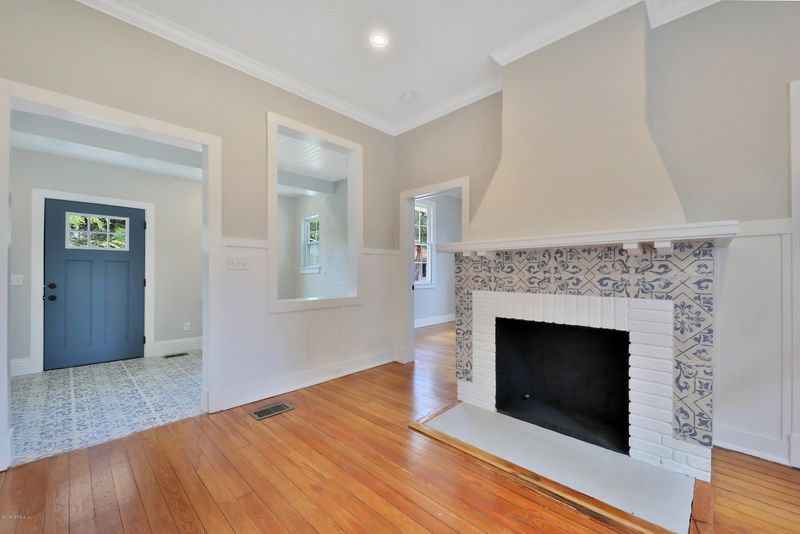 1821 Farragut Pl, Jacksonville, FL 32207