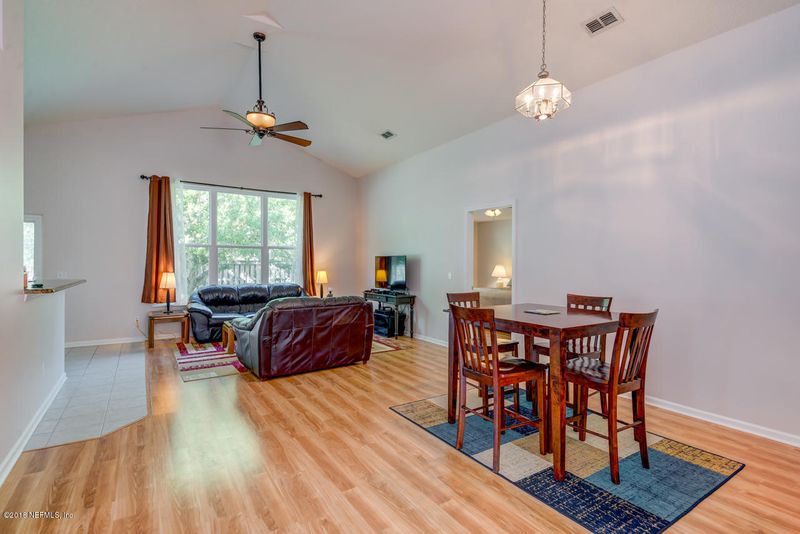 1824 Lake Forest Ln, Fleming Island, FL 32003
