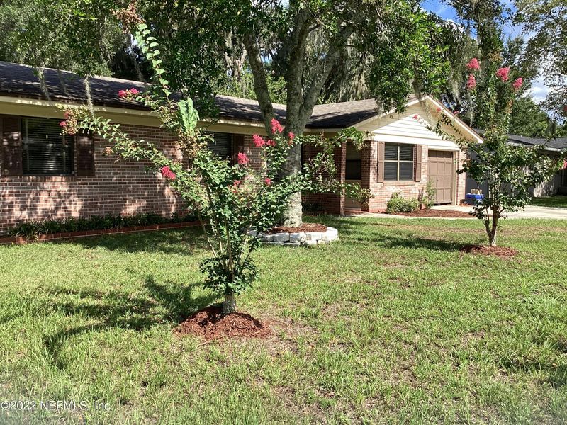 1825 Grove Park Dr, Orange Park, FL 32073