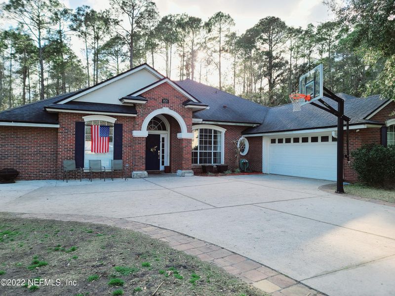 1825 Lochamy Ln, St Johns, FL 32259