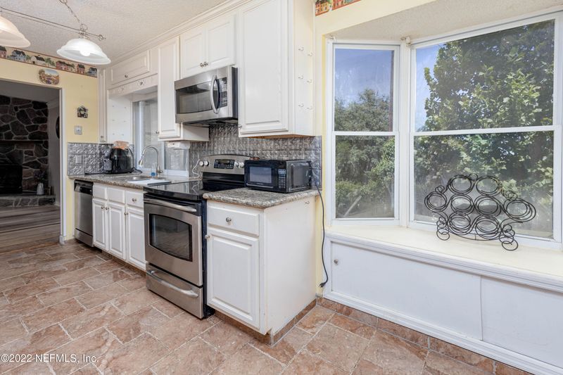 1829 W Alder Dr, Orange Park, FL 32073
