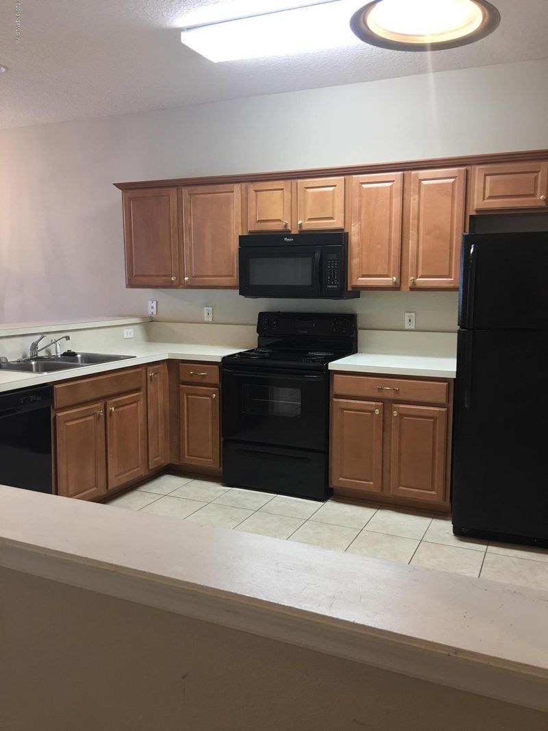 1832 Biscayne Bay Cir, Jacksonville, FL 32218