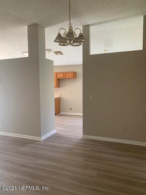1832 Northglen Cir, Middleburg, FL 32068