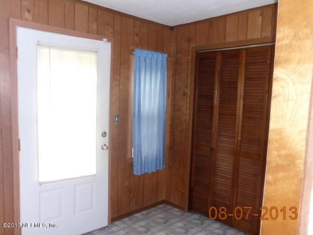 1835 Lilly Rd E, Jacksonville, FL 32207