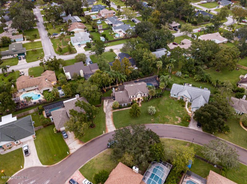1837 Oakbreeze Ct, Jacksonville Beach, FL 32250