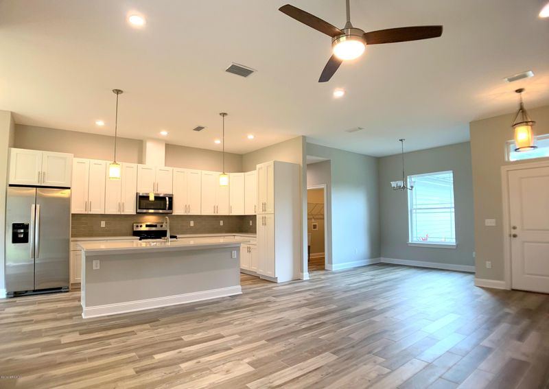 1839 Shadowood Ln, Jacksonville, FL 32207