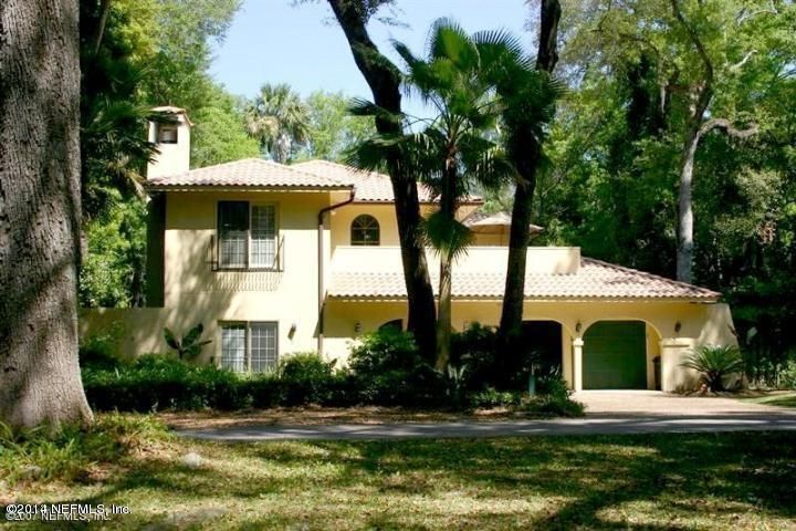 1841 Selva Marina Dr, Atlantic Beach, FL 32233