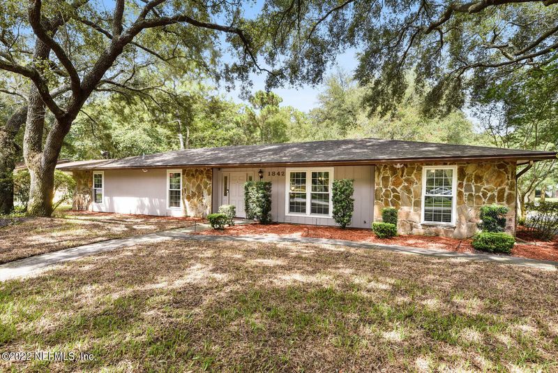 1842 Pleasantview Ct, Jacksonville, FL 32225