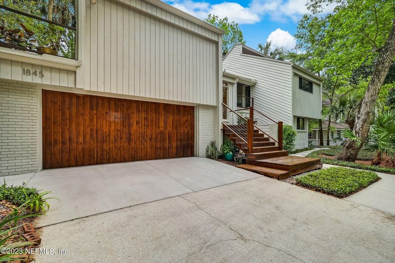1845 Live Oak Ln, Atlantic Beach, FL 32233