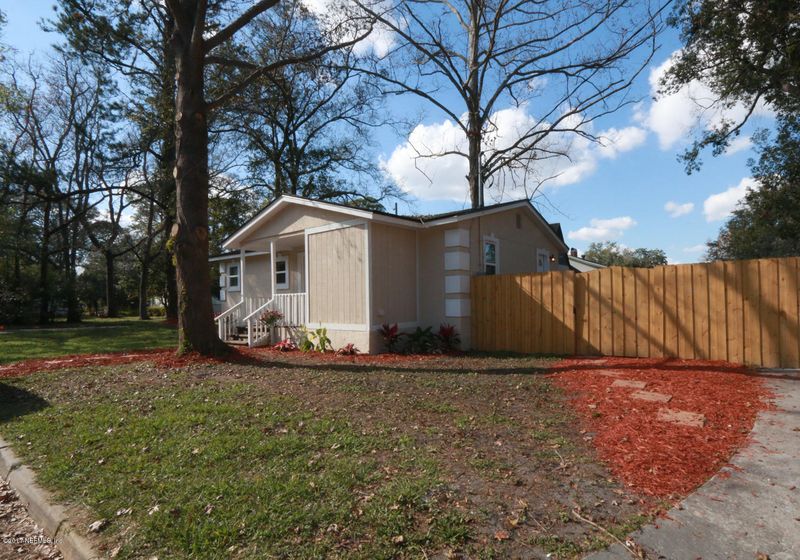 1849 John St, Jacksonville, FL 32207