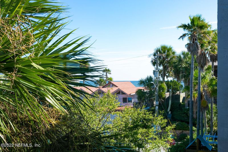 1849 Ocean Grove Dr, Atlantic Beach, FL 32233