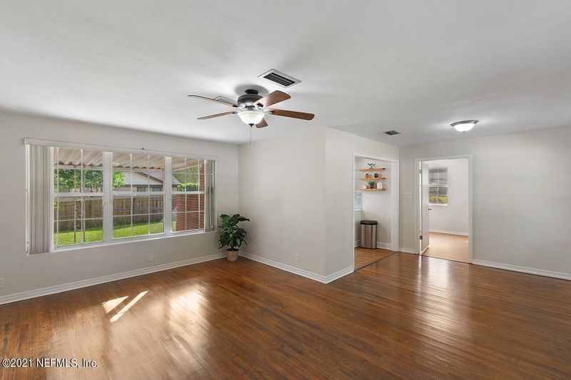 1855 Cedar River Dr, Jacksonville, FL 32210