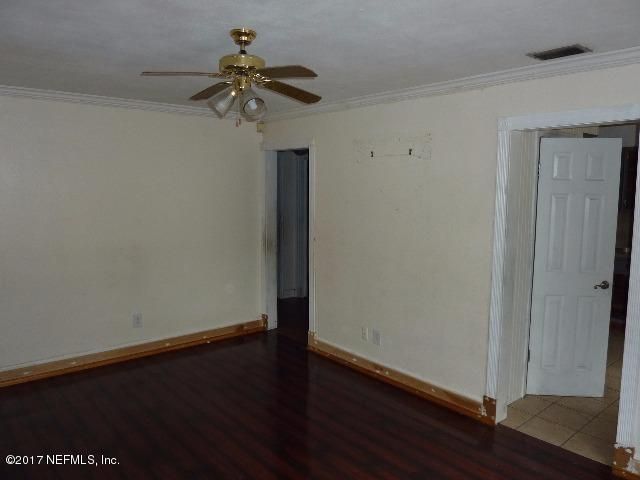 1862 Burkholder Cir W, Jacksonville, FL 32216