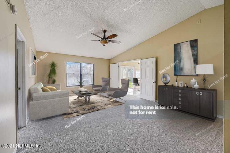 1867 Killarn Cir, Middleburg, FL 32068