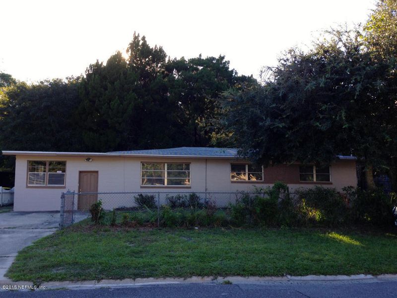 1868 Leon Rd, Jacksonville, FL 32246