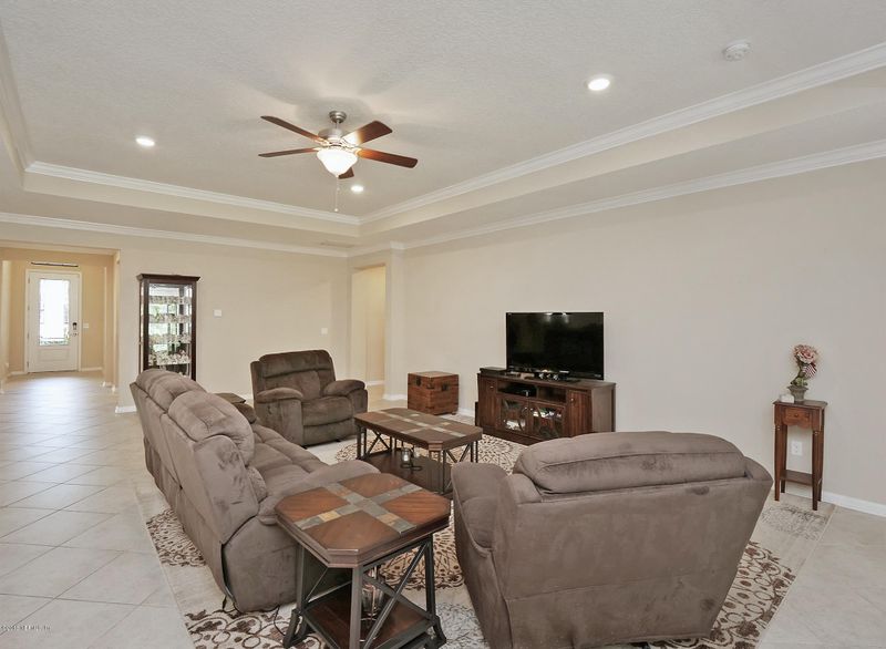 187 Stony Ford Dr, Jacksonville, FL 32081