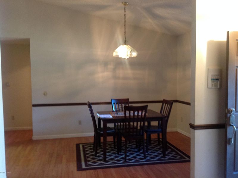1870 Shadow Ridge Trl, Jacksonville, FL 32225