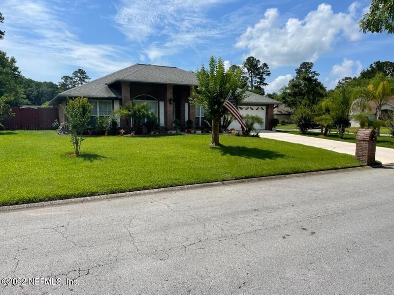 1877 Suwannee River Dr, Orange Park, FL 32003